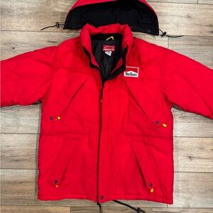 VINTAGE 80s MARLBORO COUNTY STORE Men’s Insulated Red Puffer Jacket